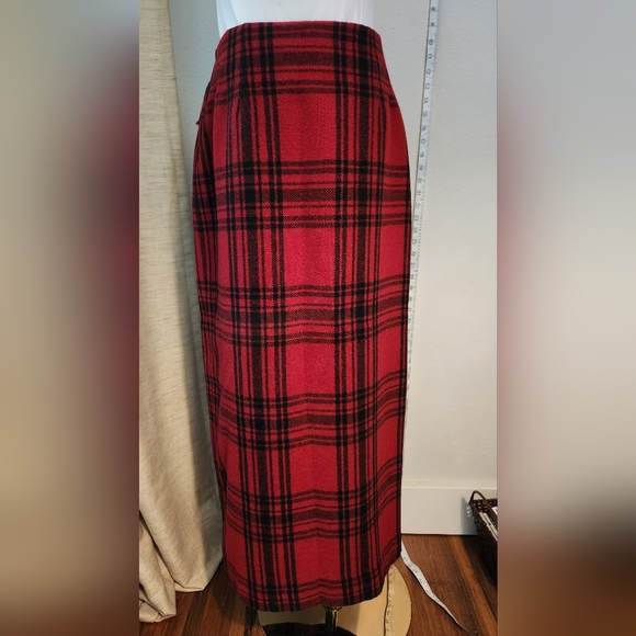Women's wrap skirt - Picture 8 of 9